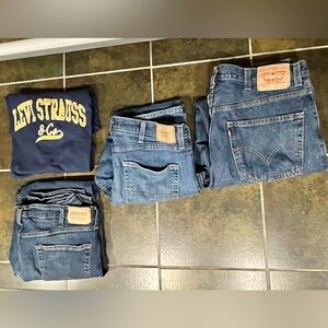 Lot of 4 Levi's Items 1 Dark Blue XXL Tee and 3 Pairs of jeans size 38x30